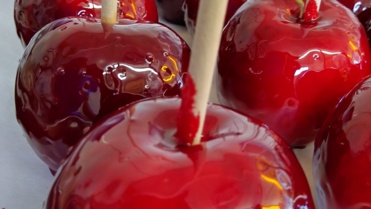 Candy Apples 3.jpg